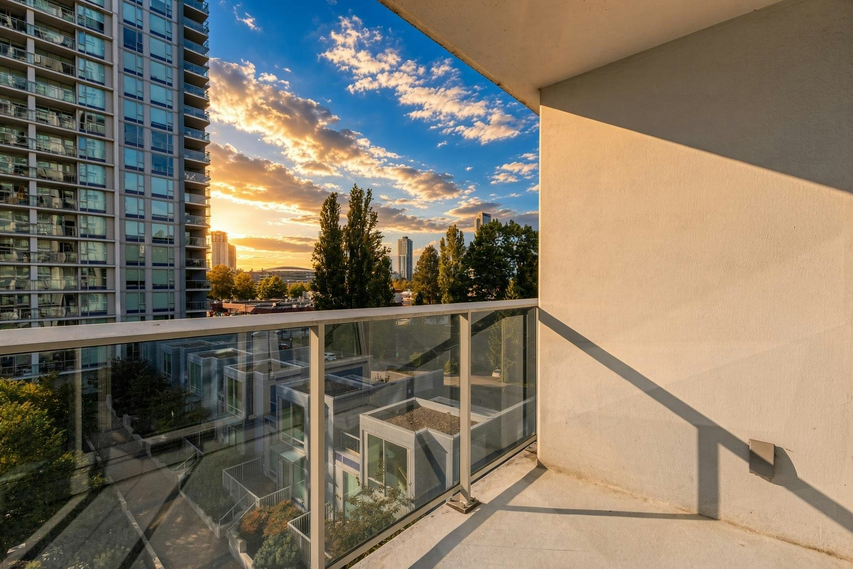 707-13750 100 Avenue, Surrey, BC, V3T 0L3 - 18