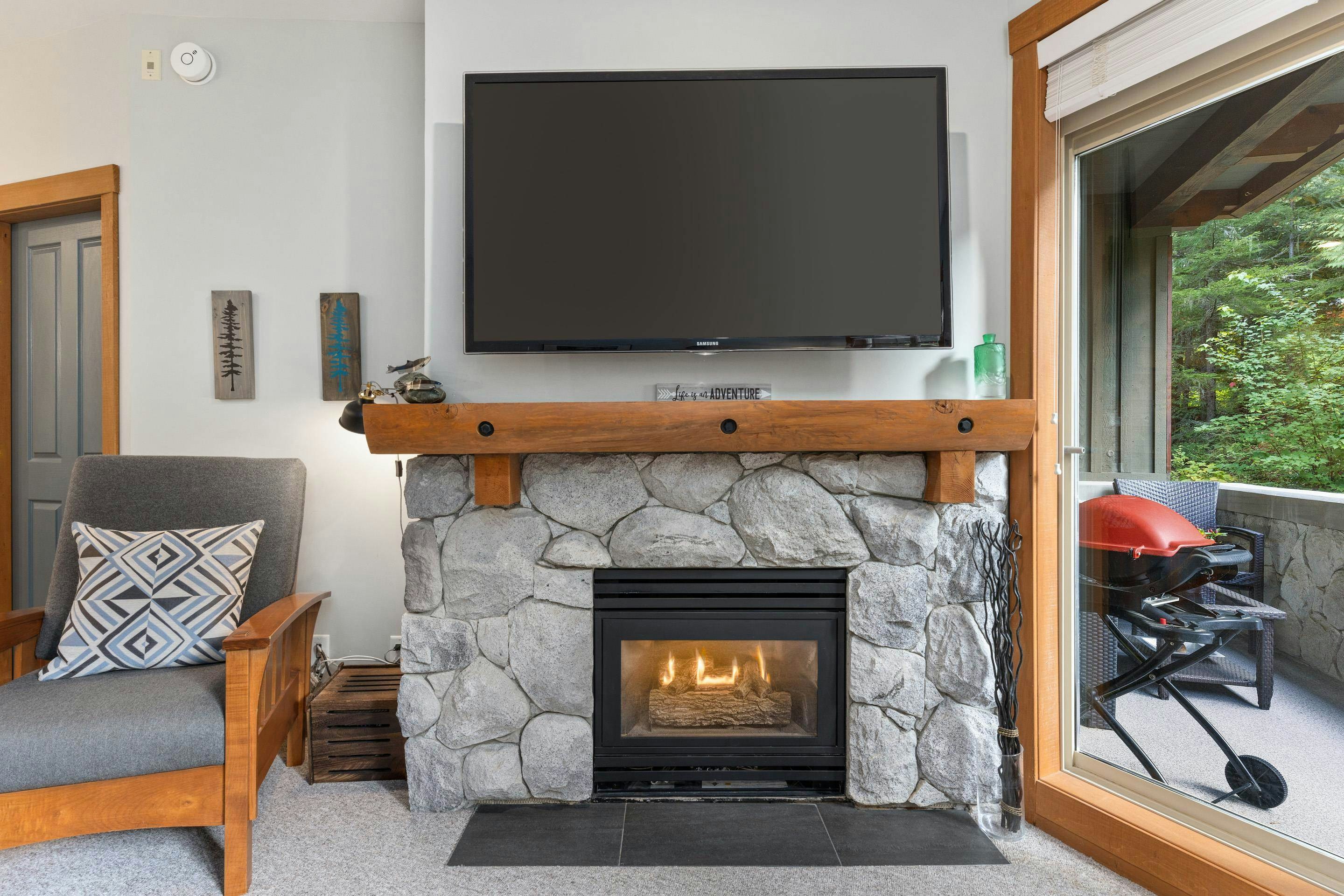 222-4660 Blackcomb Way, Whistler, BC, V0N 1B4 - 4