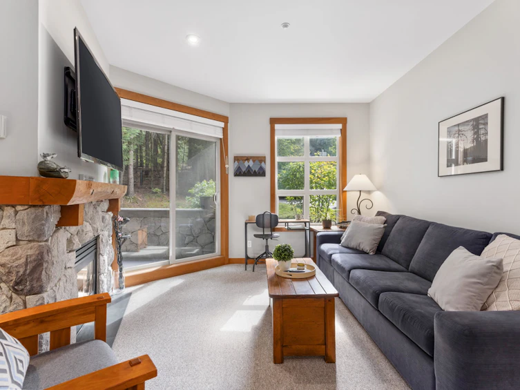 222-4660 Blackcomb Way, Whistler, BC, V0N 1B4 - 2