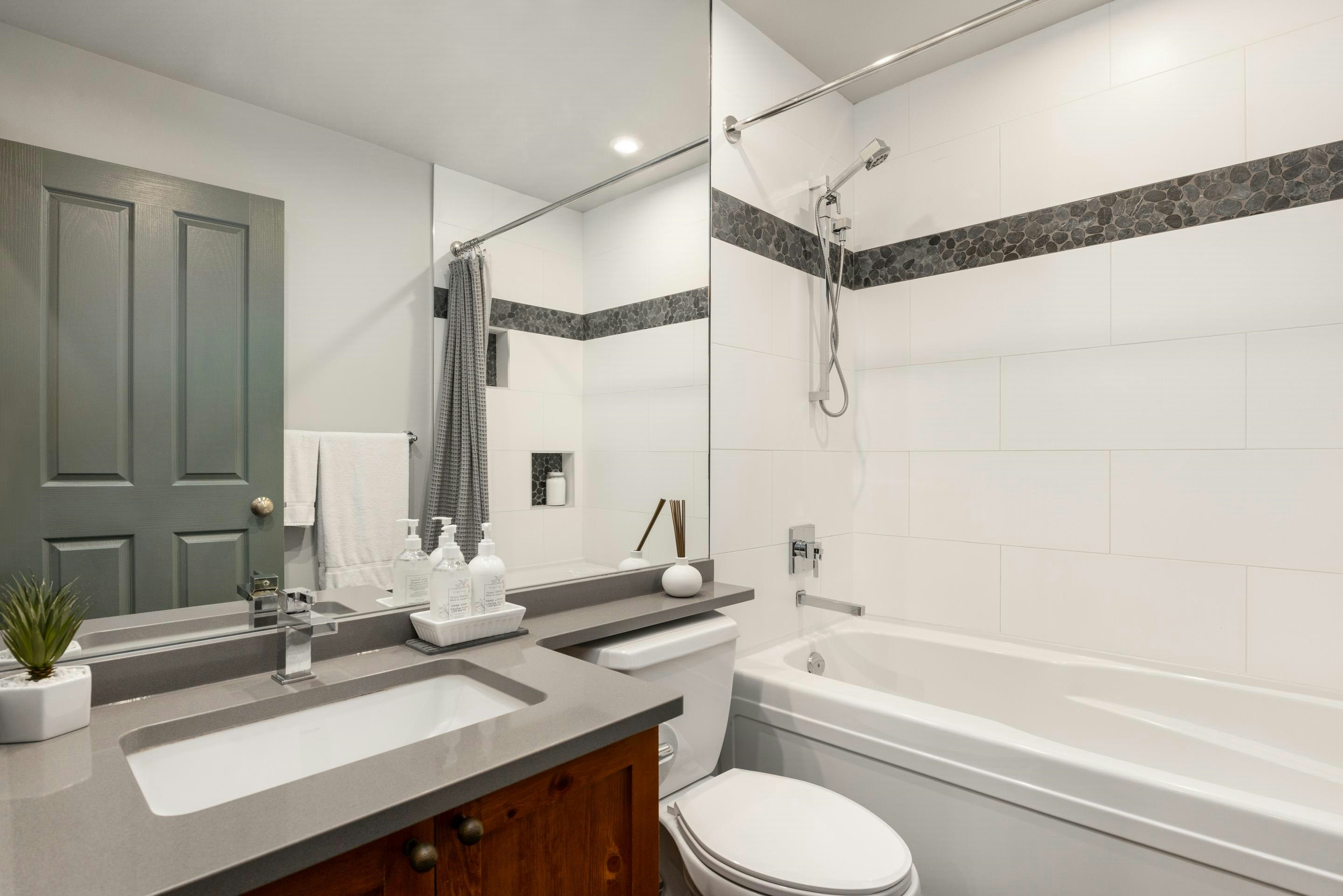 222-4660 Blackcomb Way, Whistler, BC, V0N 1B4 - 16