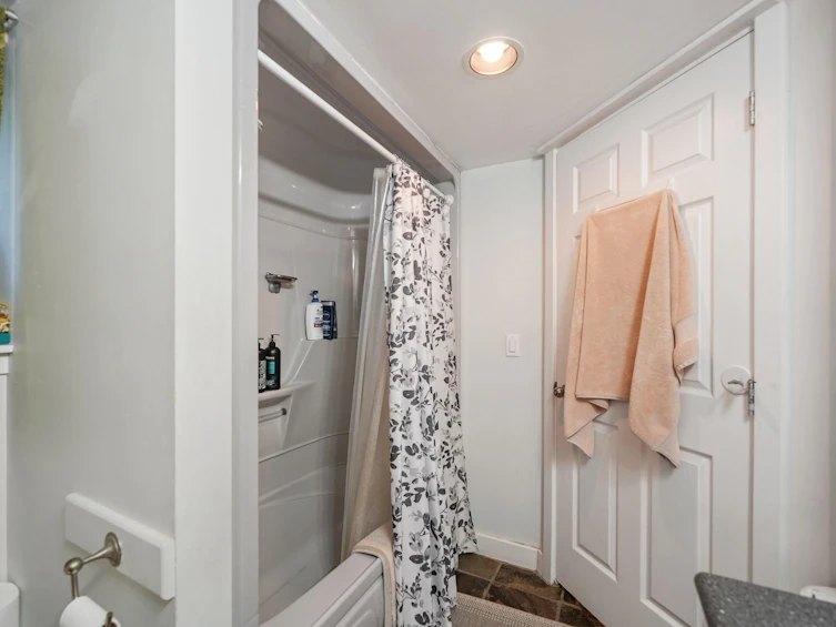 1683 Suffolk Avenue, Port Coquitlam, BC, V3B 1H1 - 7