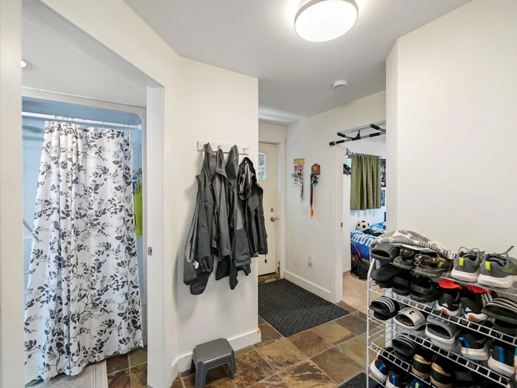 1683 Suffolk Avenue, Port Coquitlam, BC, V3B 1H1 - 21