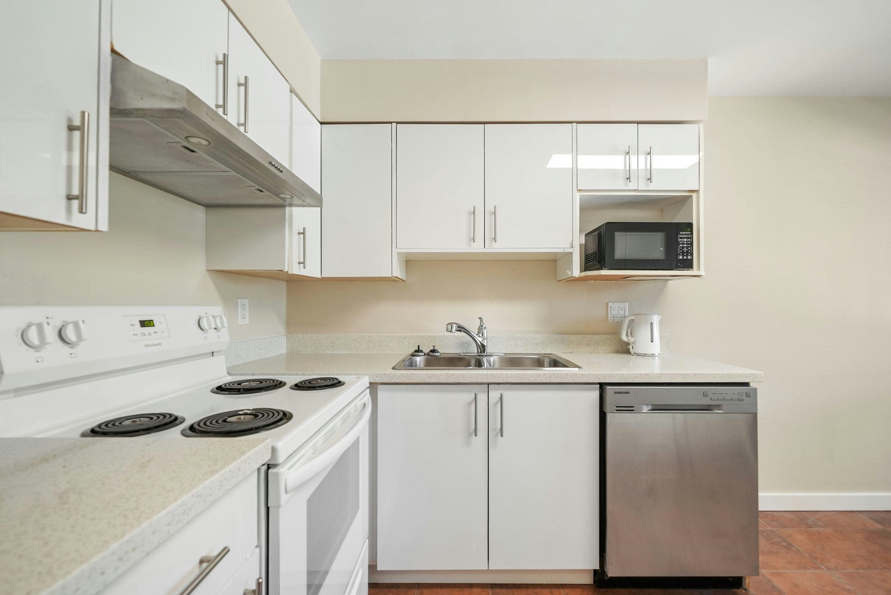 1683 Suffolk Avenue - 5