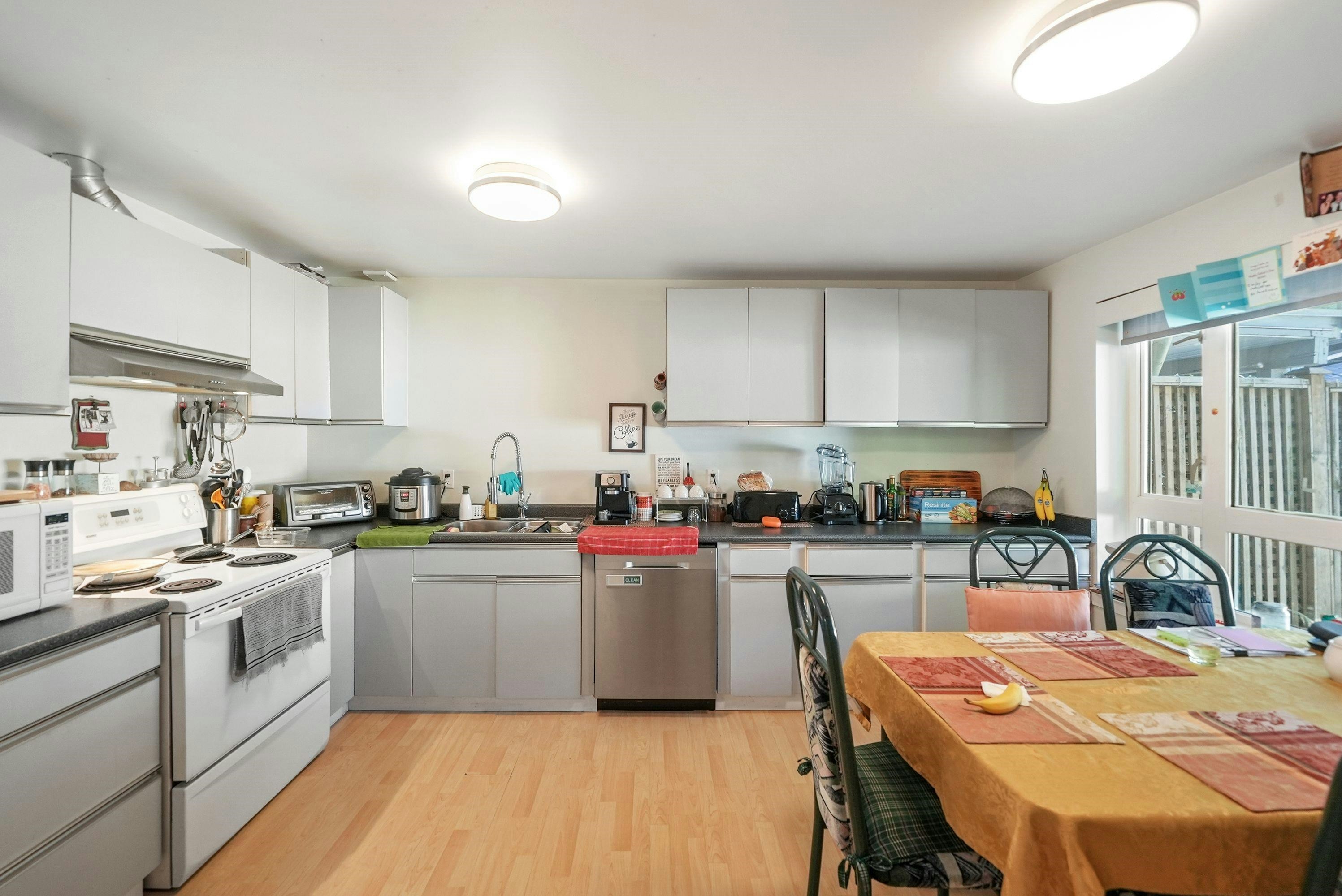 1683 Suffolk Avenue, Port Coquitlam, BC, V3B 1H1 - 16