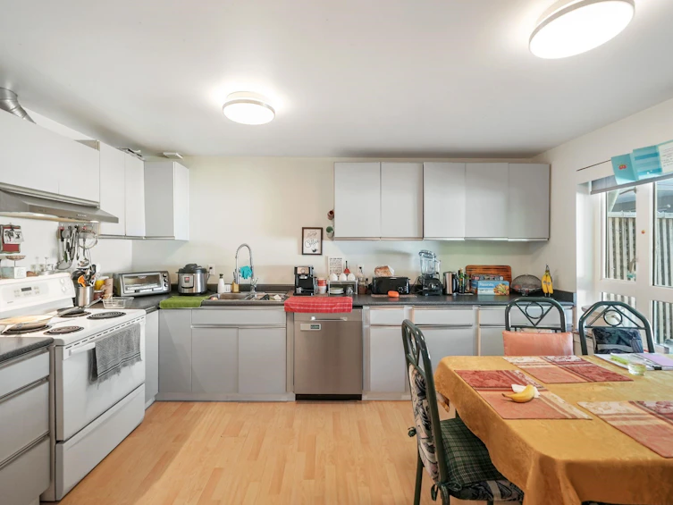 1683 Suffolk Avenue, Port Coquitlam, BC, V3B 1H1 - 16