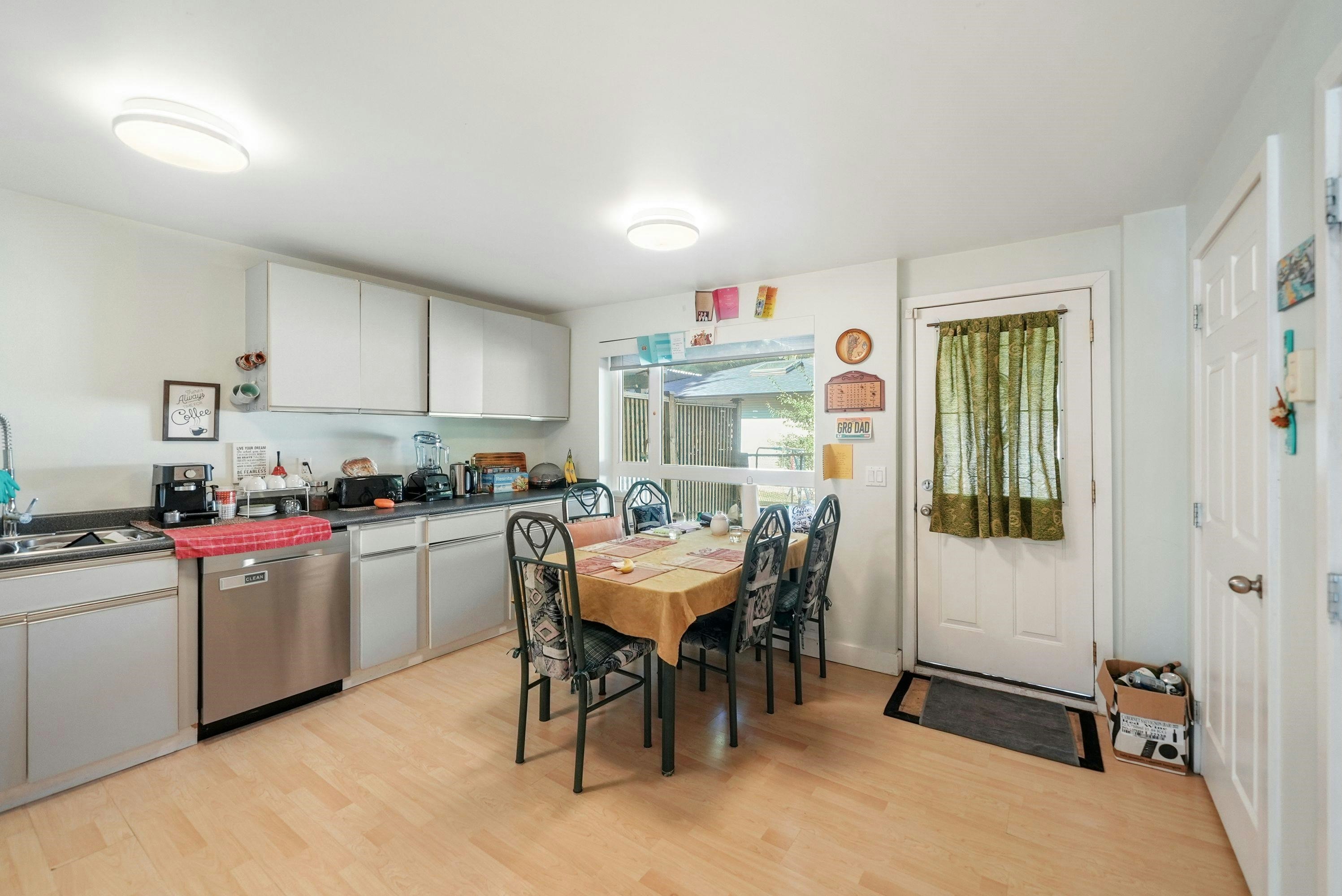 1683 Suffolk Avenue, Port Coquitlam, BC, V3B 1H1 - 19