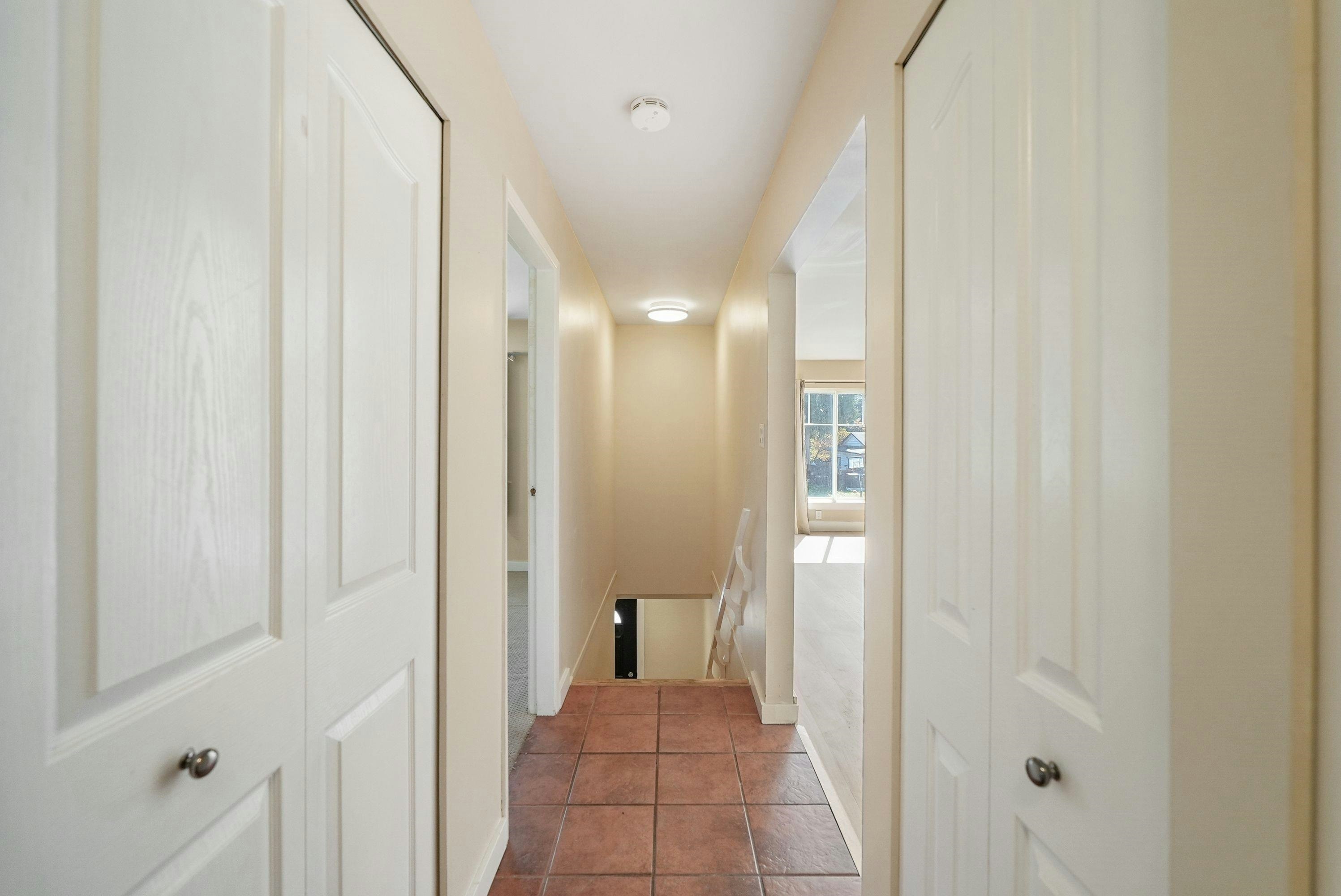 1683 Suffolk Avenue, Port Coquitlam, BC, V3B 1H1 - 8
