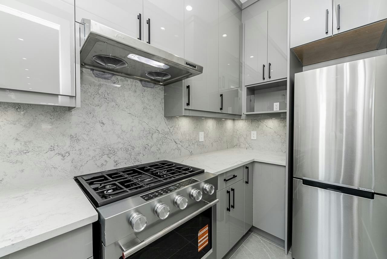 102-18573 56 Avenue, Surrey, BC, V3S 8J3 - 12