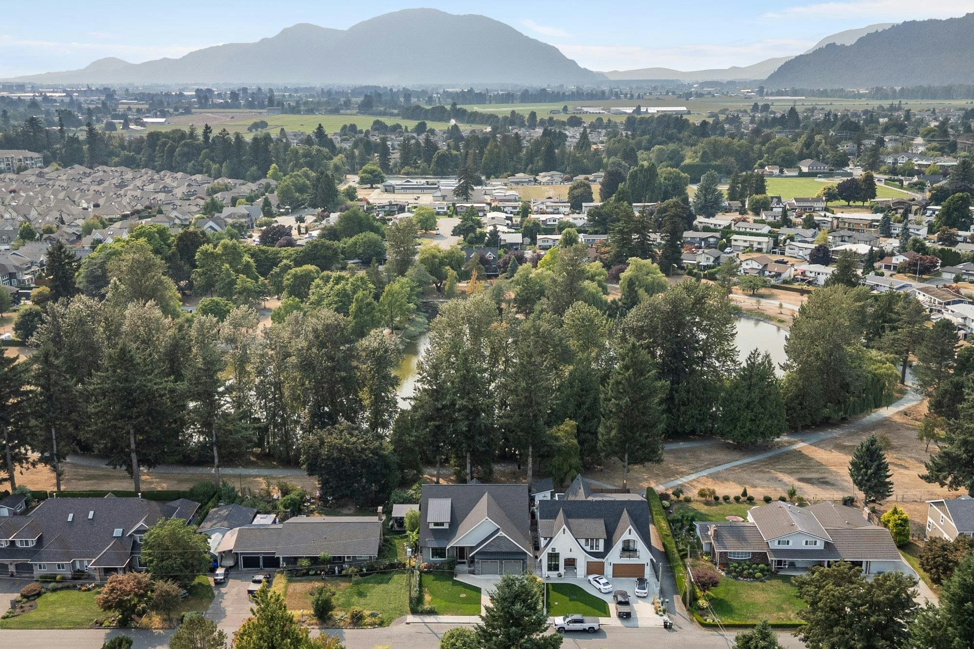 6957 Centennial Drive, Chilliwack, BC, V2R 1J7 - 39