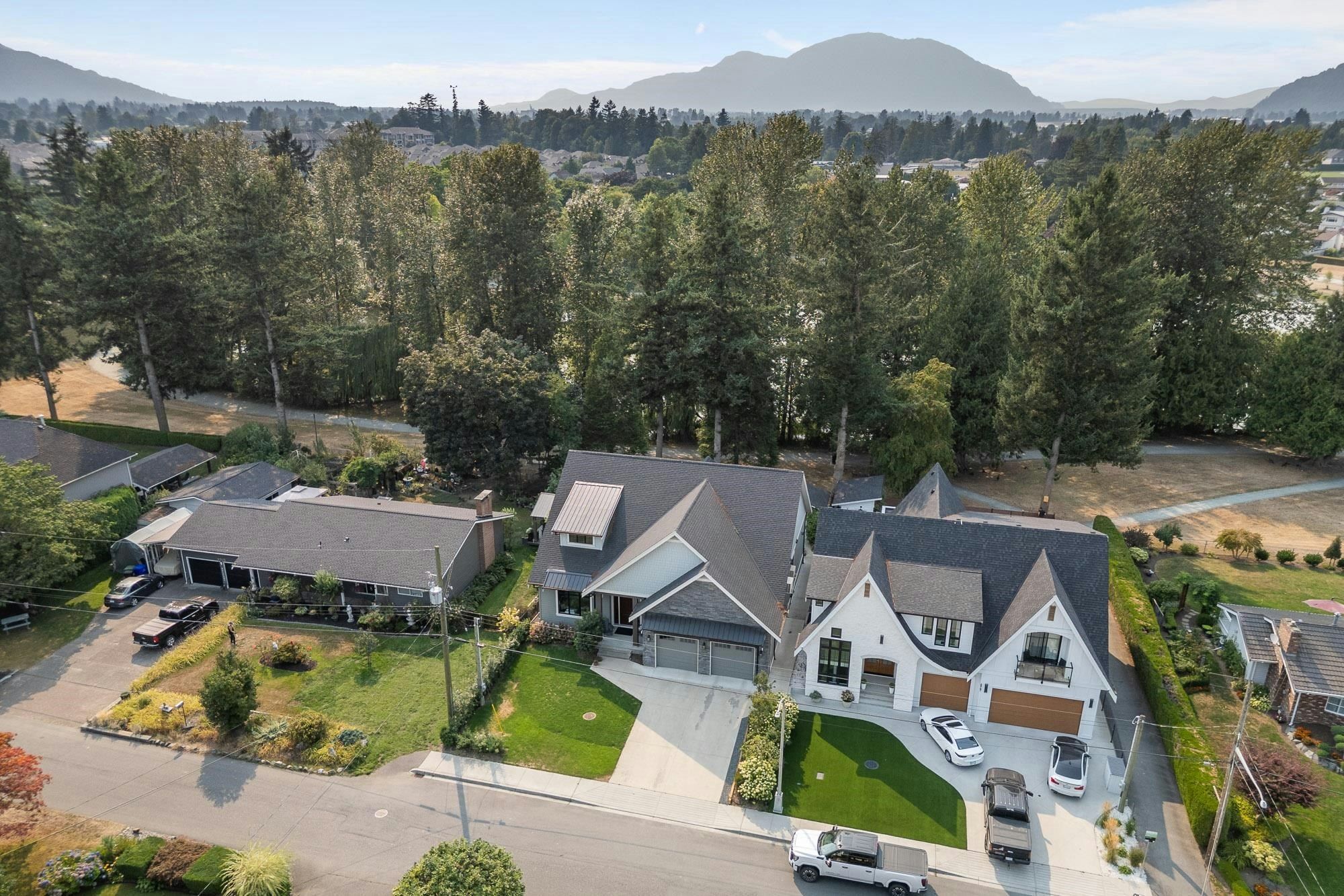 6957 Centennial Drive, Chilliwack, BC, V2R 1J7 - 38