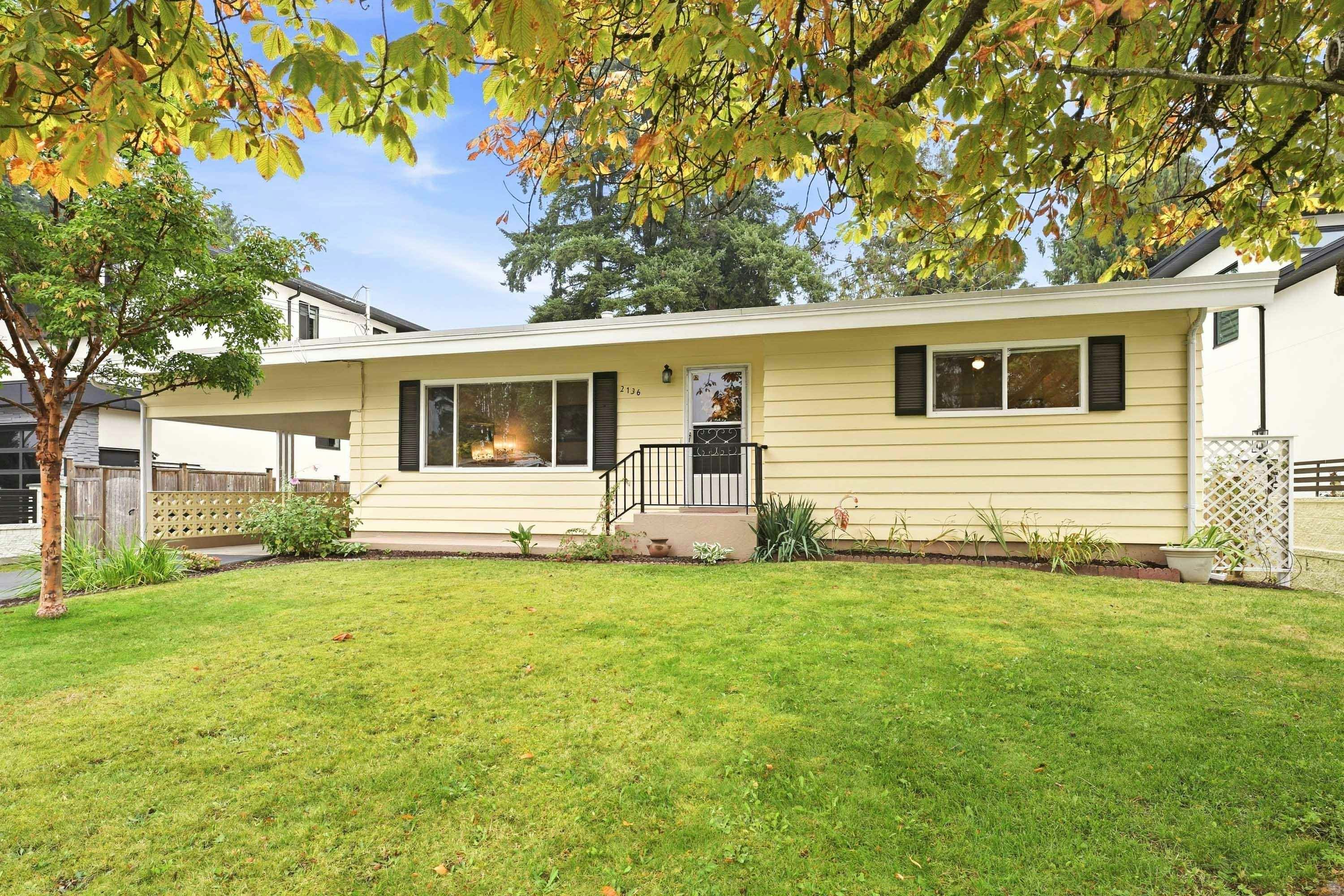 2136 Sherwood Crescent - 2