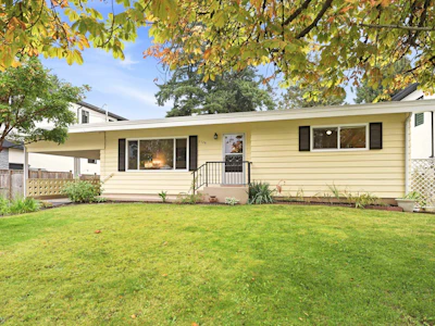 2136 Sherwood Crescent - 2
