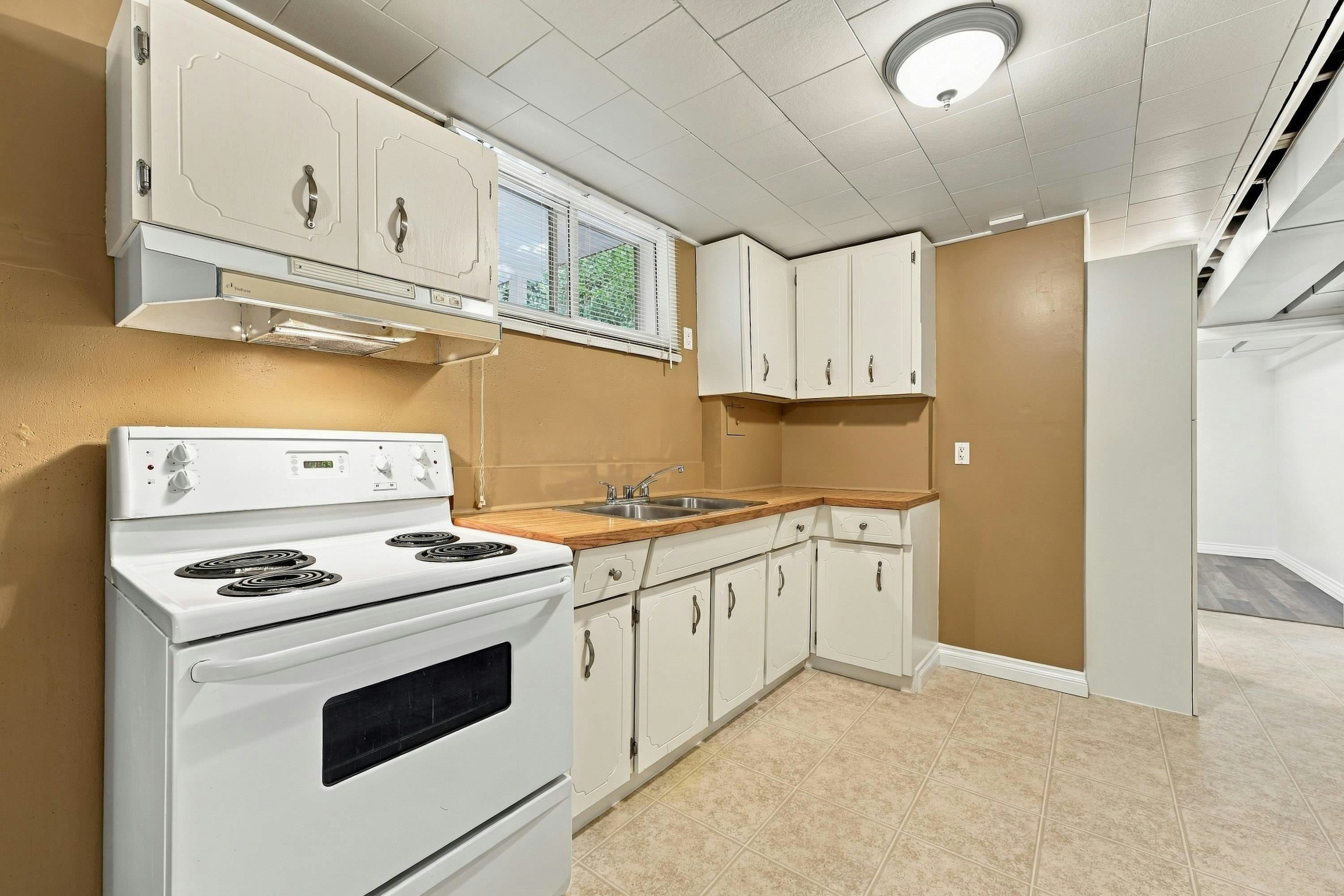 2136 Sherwood Crescent, Abbotsford, BC, V2T 1B8 - 21