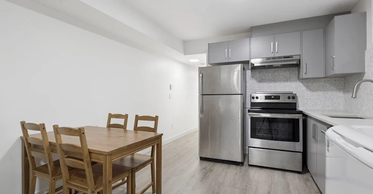 2-6262 Battison Street, Vancouver, BC, V5S 3M8 - 11