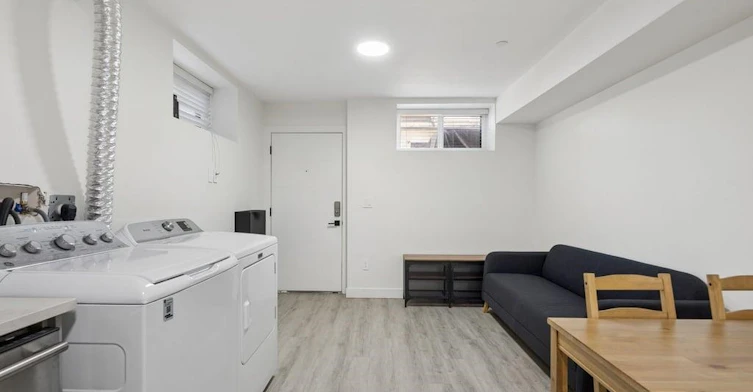 2-6262 Battison Street, Vancouver, BC, V5S 3M8 - 4