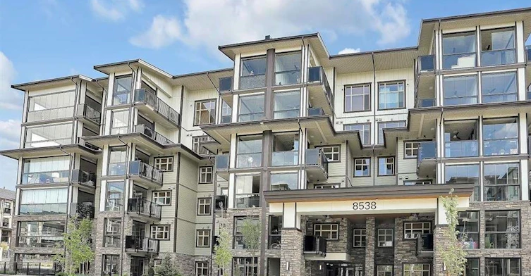606-8538 203a Street, Langley, BC, V2Y 3P9