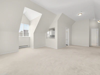 406-5556 14 Avenue - 4
