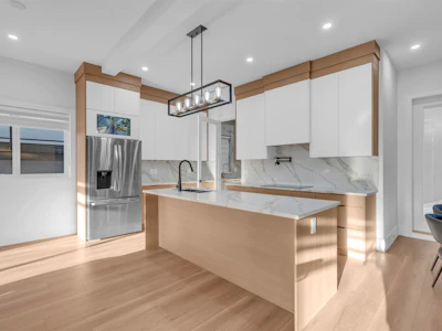 101-11410 139 Street - 4