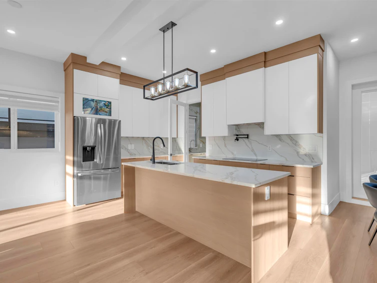 101-11410 139 Street, Surrey, BC, V3R 2M1 - 3