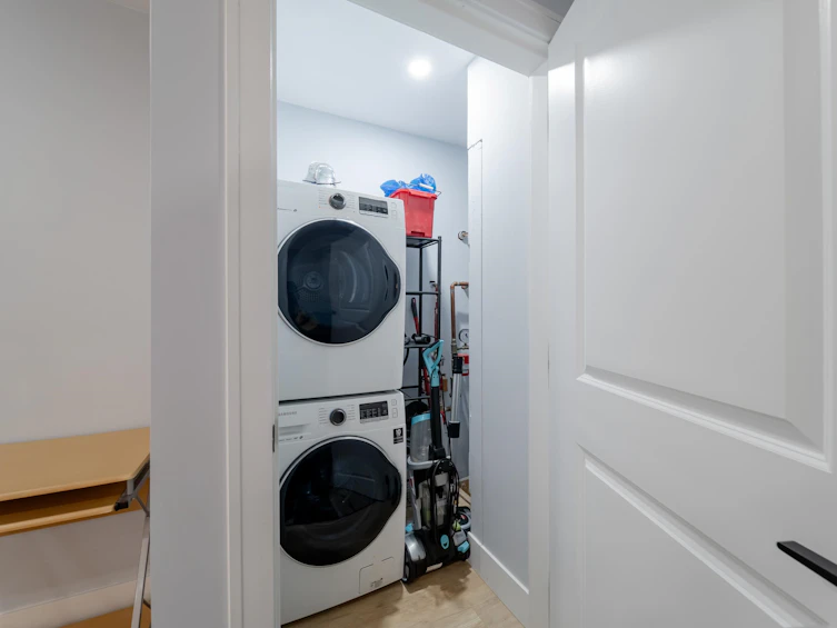 960 Renfrew Street, Vancouver, BC, V5K 4B8 - 25