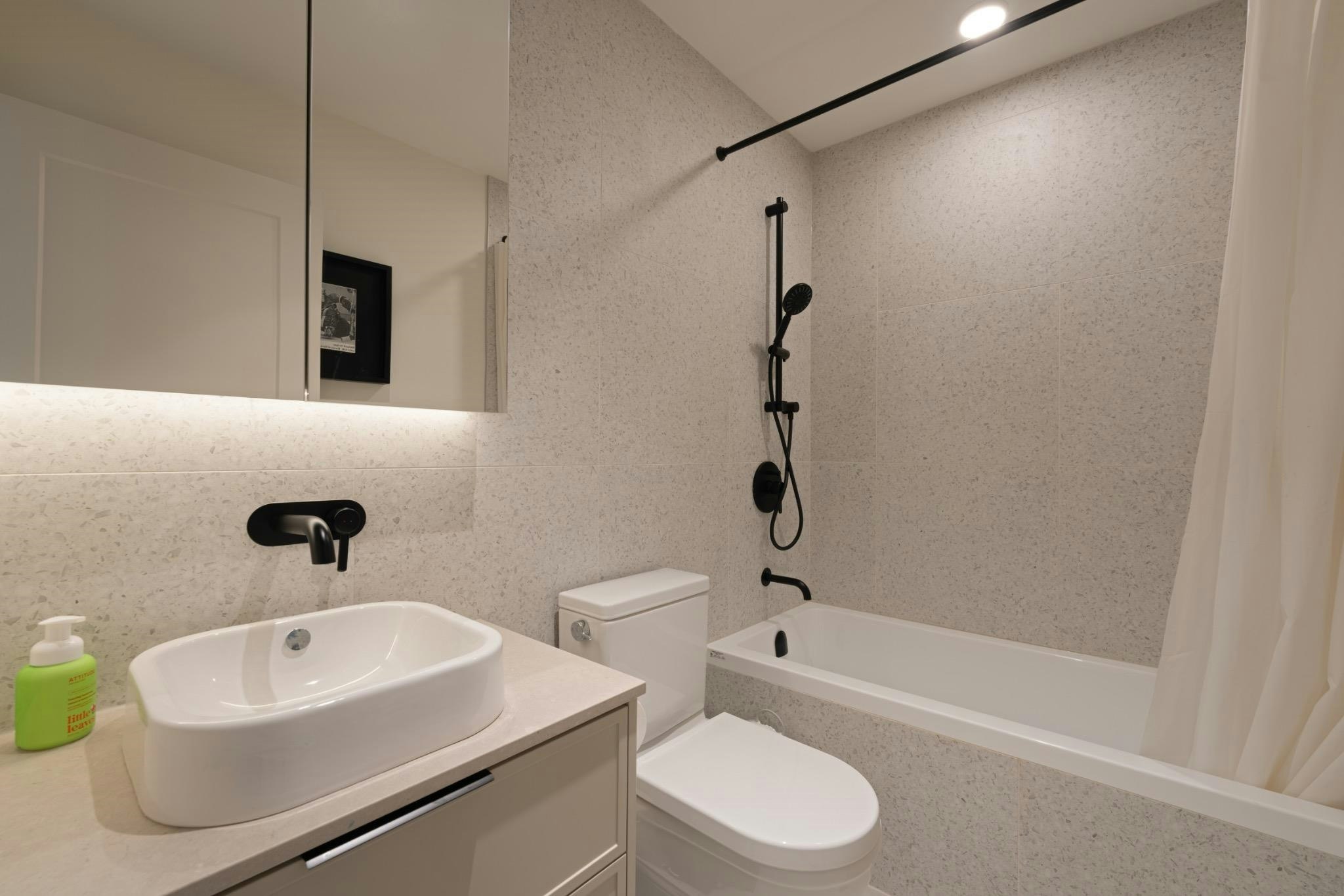24-632 E 3rd Street, North Vancouver, BC, V7L 0J1 - 27