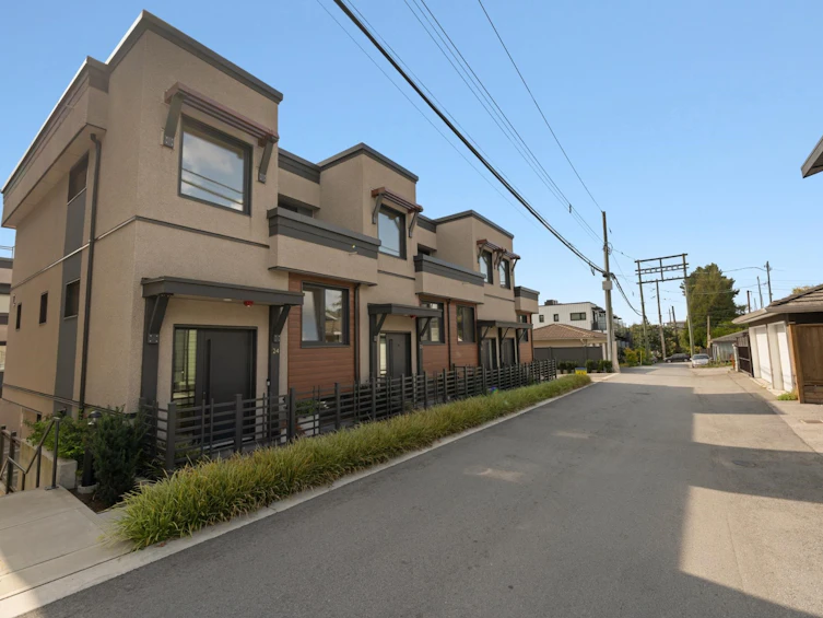 24-632 E 3rd Street, North Vancouver, BC, V7L 0J1 - 38