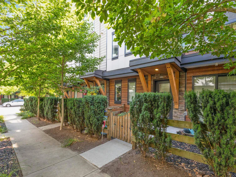 208-16488 64 Avenue, Surrey, BC, V3S 6X6