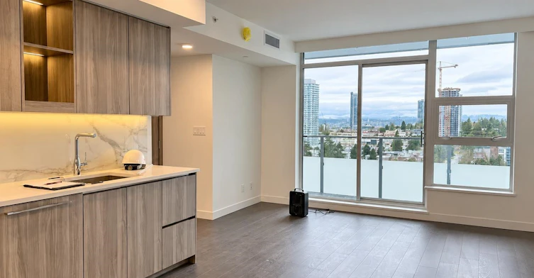 14xx-13768 100 Avenue, Surrey, BC, V3T 0V2 - 3