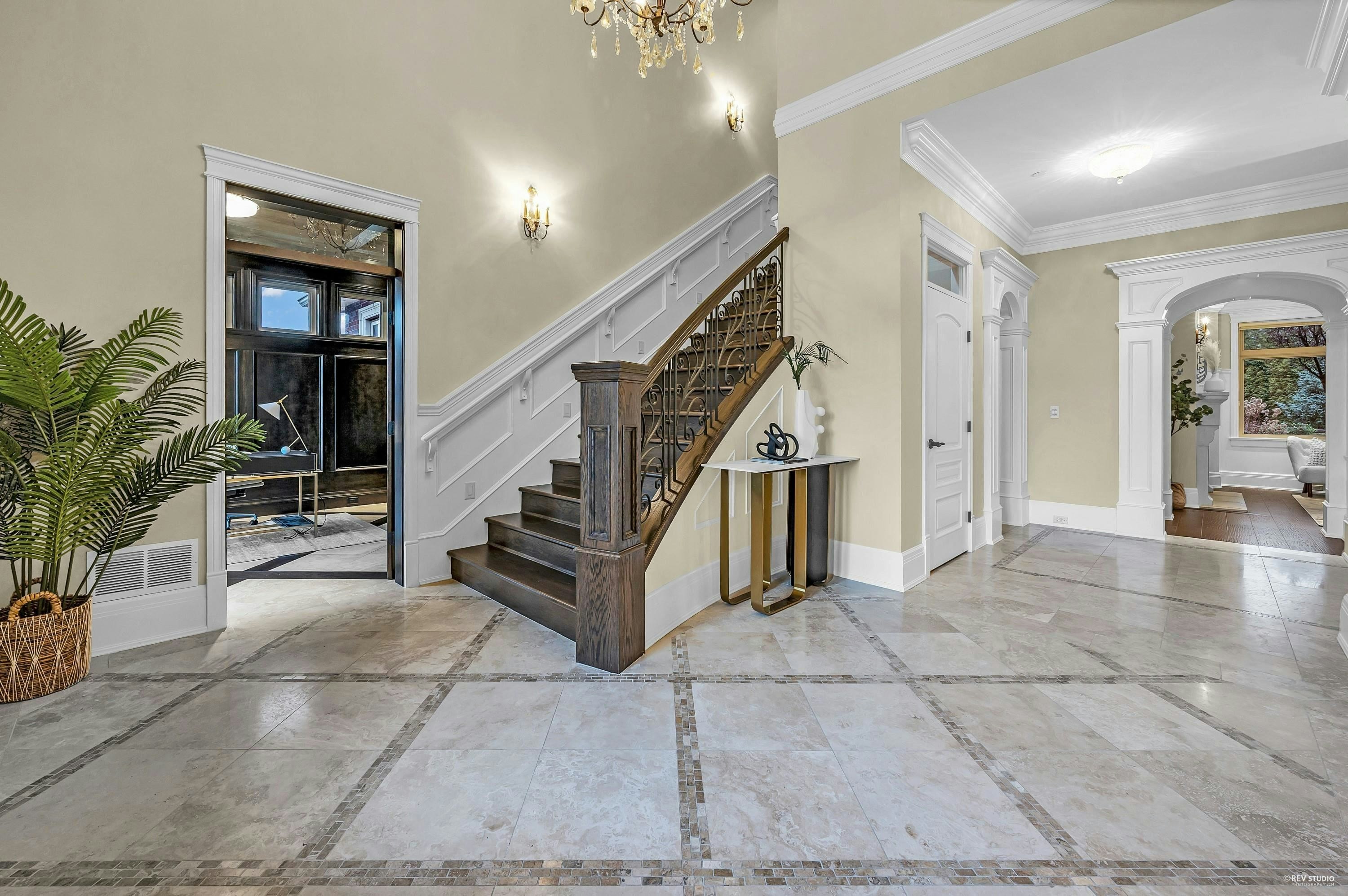 12055 265a Street, Maple Ridge, BC, V2W 1P1 - 2