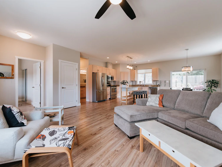 6222 Sitka Road, Sechelt, BC, V7Z 0L3 - 6