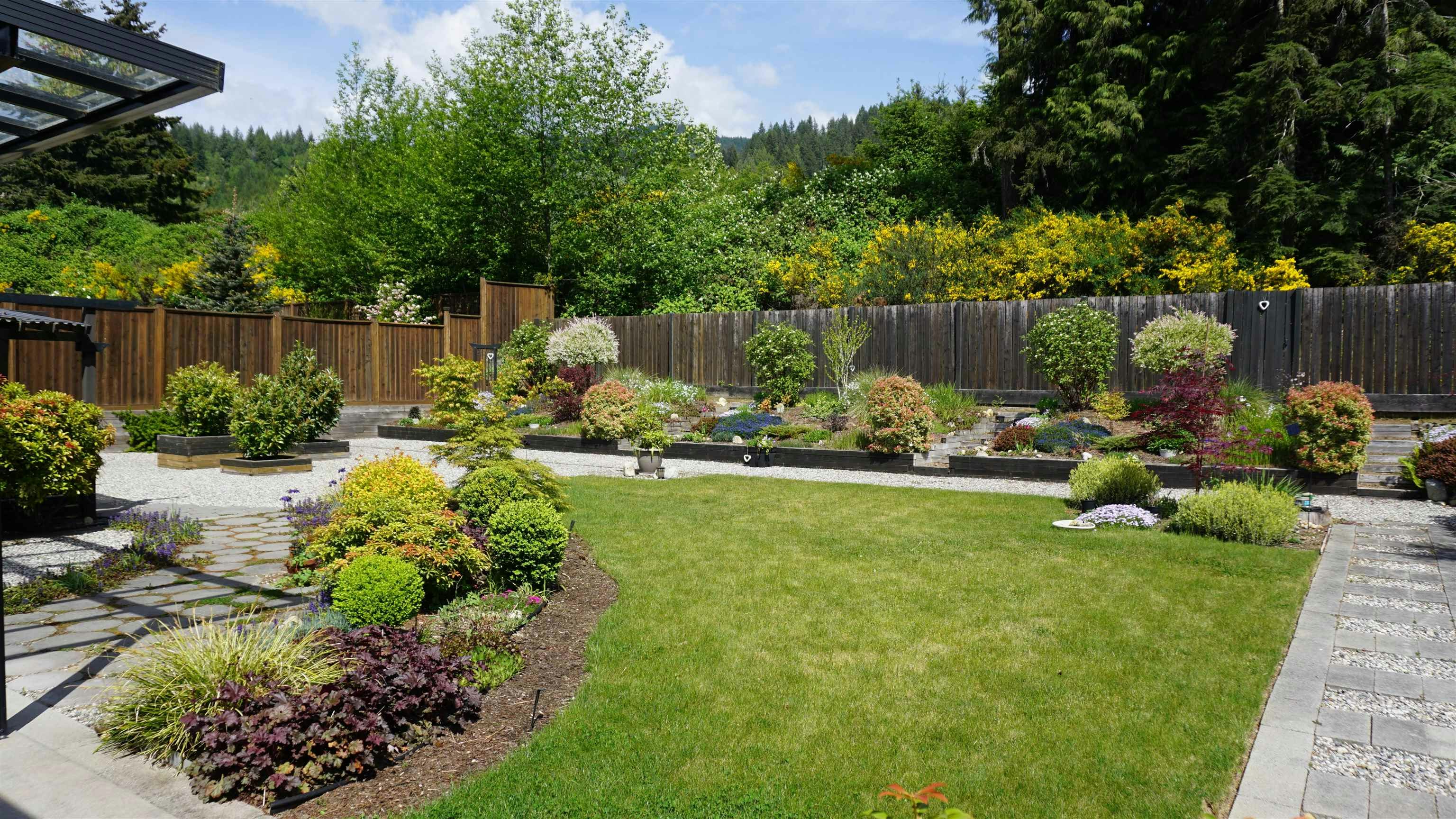 6222 Sitka Road, Sechelt, BC, V7Z 0L3 - 16