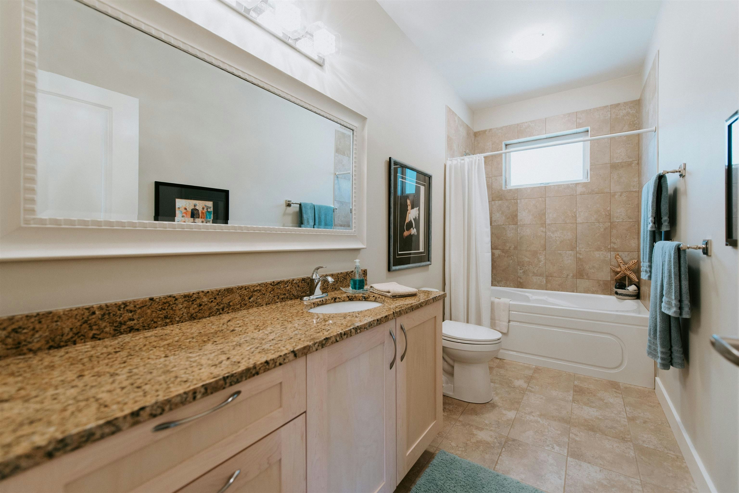 6222 Sitka Road, Sechelt, BC, V7Z 0L3 - 13