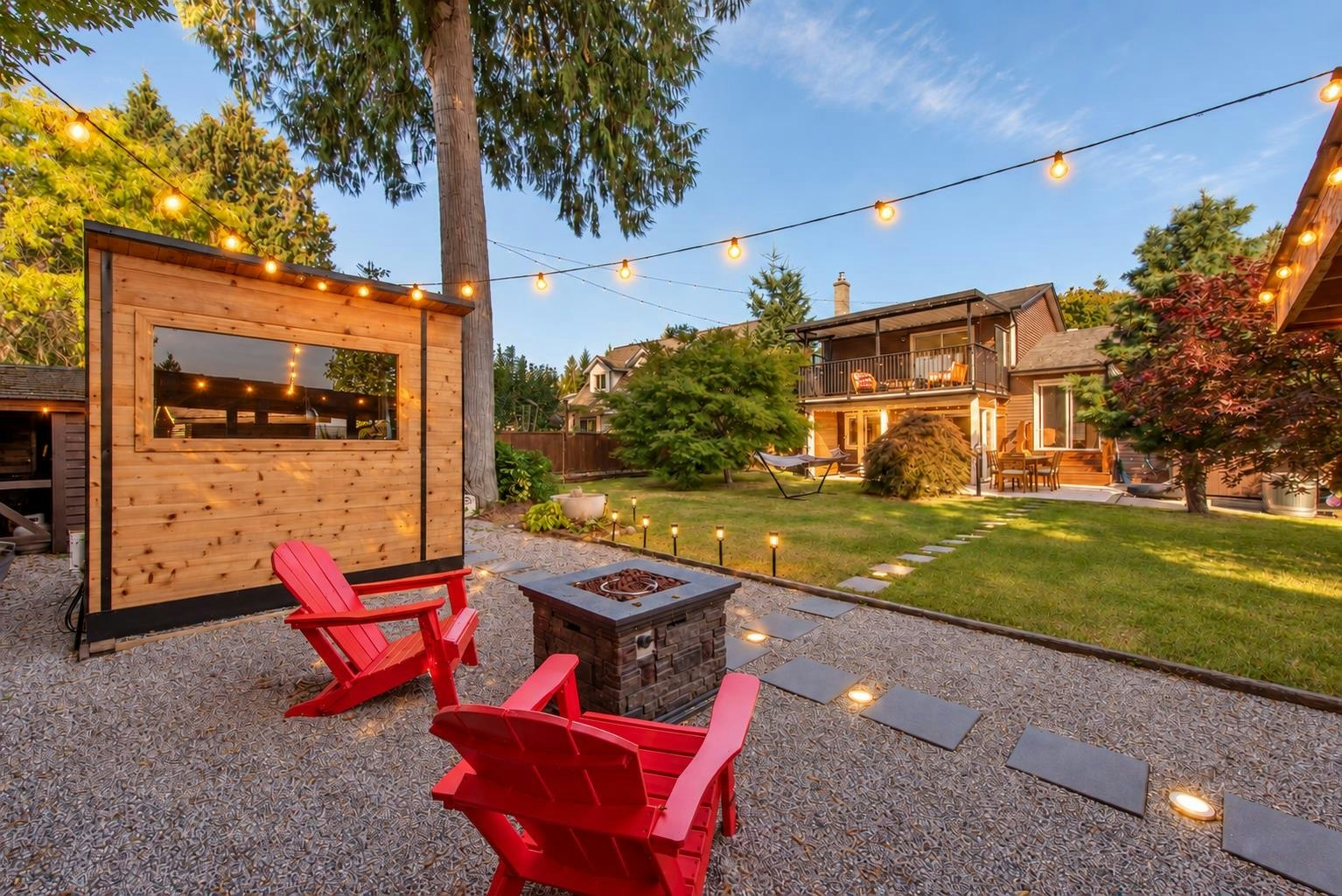 841 O'shea Road, Gibsons, BC, V0N 1V8