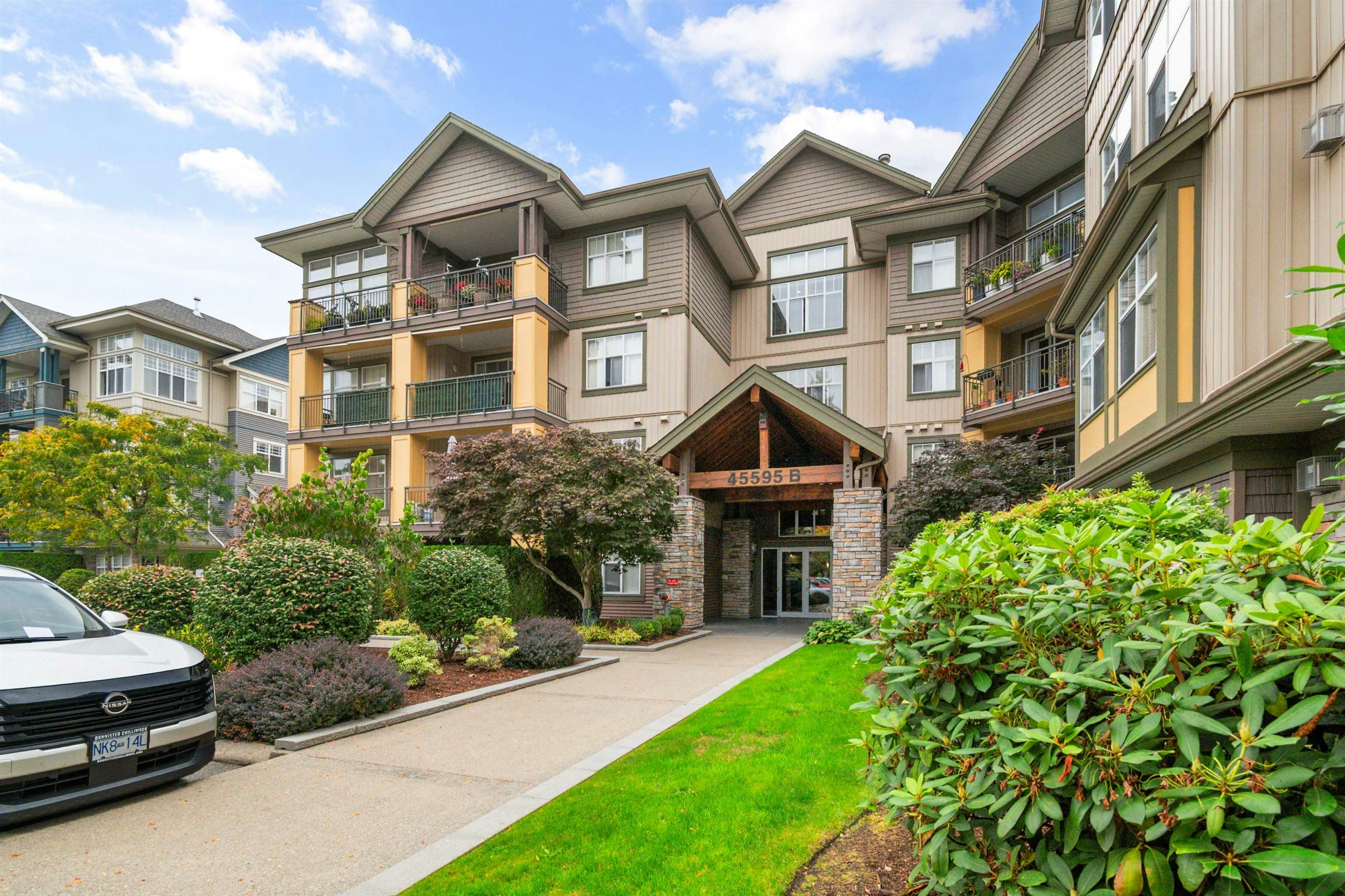 211B-45595 Tamihi Way, Chilliwack, BC, V2R 0G3 - 3