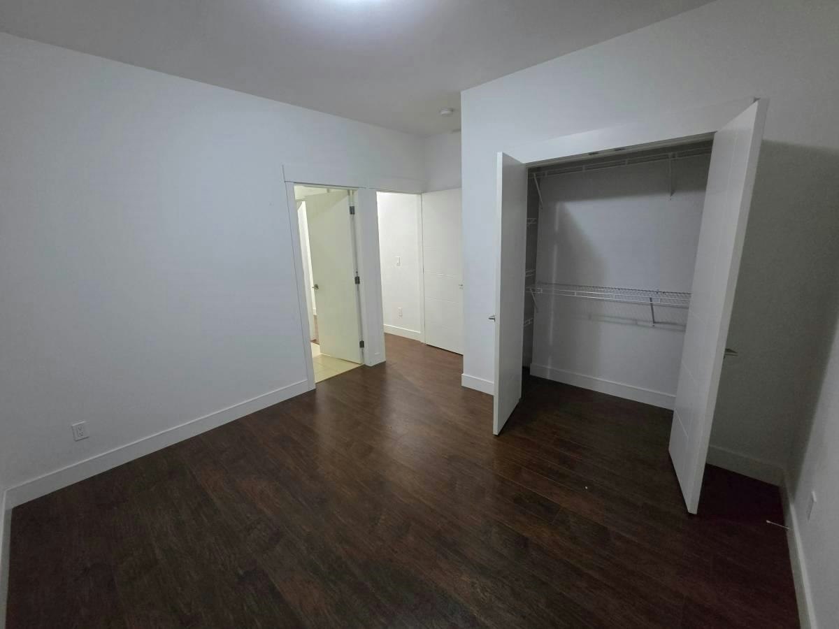 Lower-726 Delestre Avenue, Coquitlam, BC, V3K 2G3 - 5