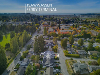 5744 16a Avenue - 3