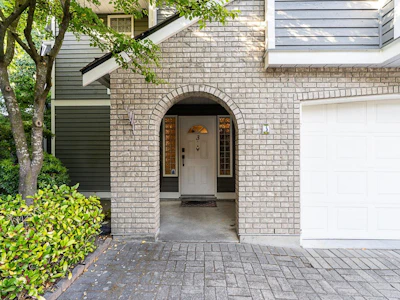 3-5501 Ladner Trunk Road - 4