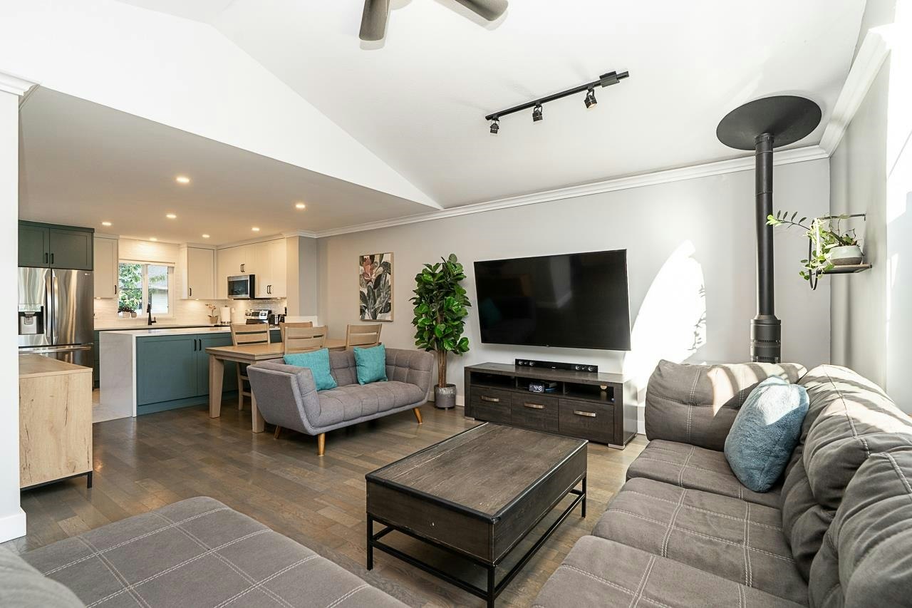 3-5501 Ladner Trunk Road, Delta, BC, V4K 1X1 - 8