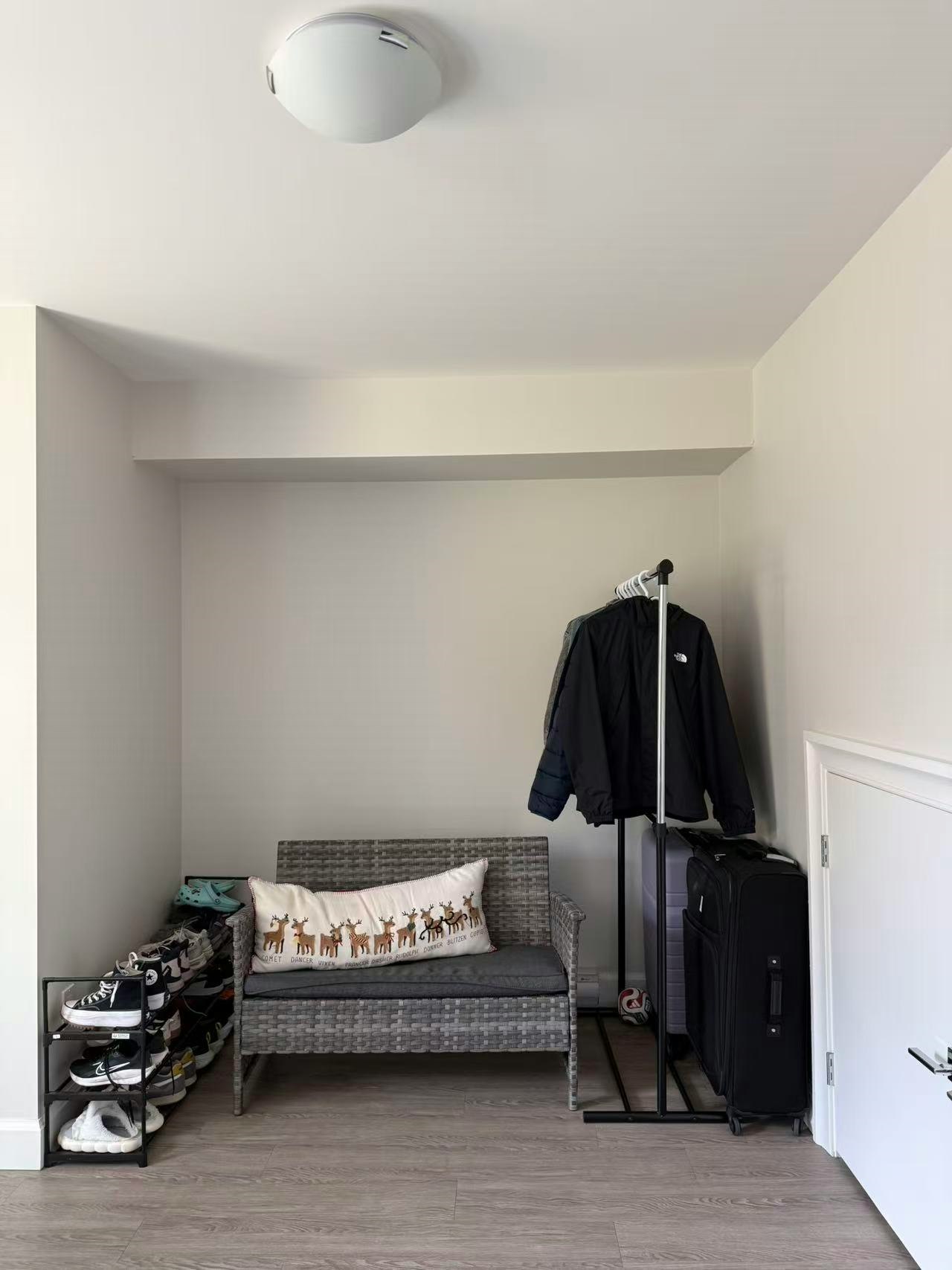 2000 Phillips Place, Burnaby, BC, V5A 2W1 - 7