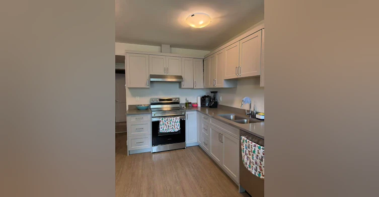 2000 Phillips Place, Burnaby, BC, V5A 2W1
