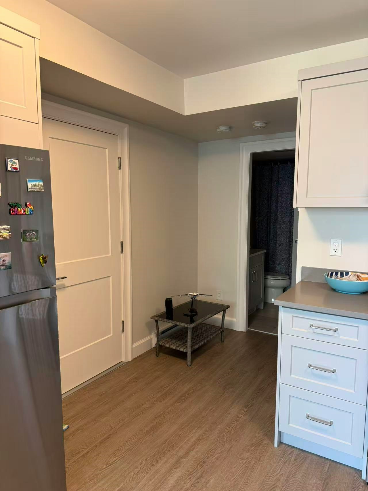 2000 Phillips Place, Burnaby, BC, V5A 2W1 - 8