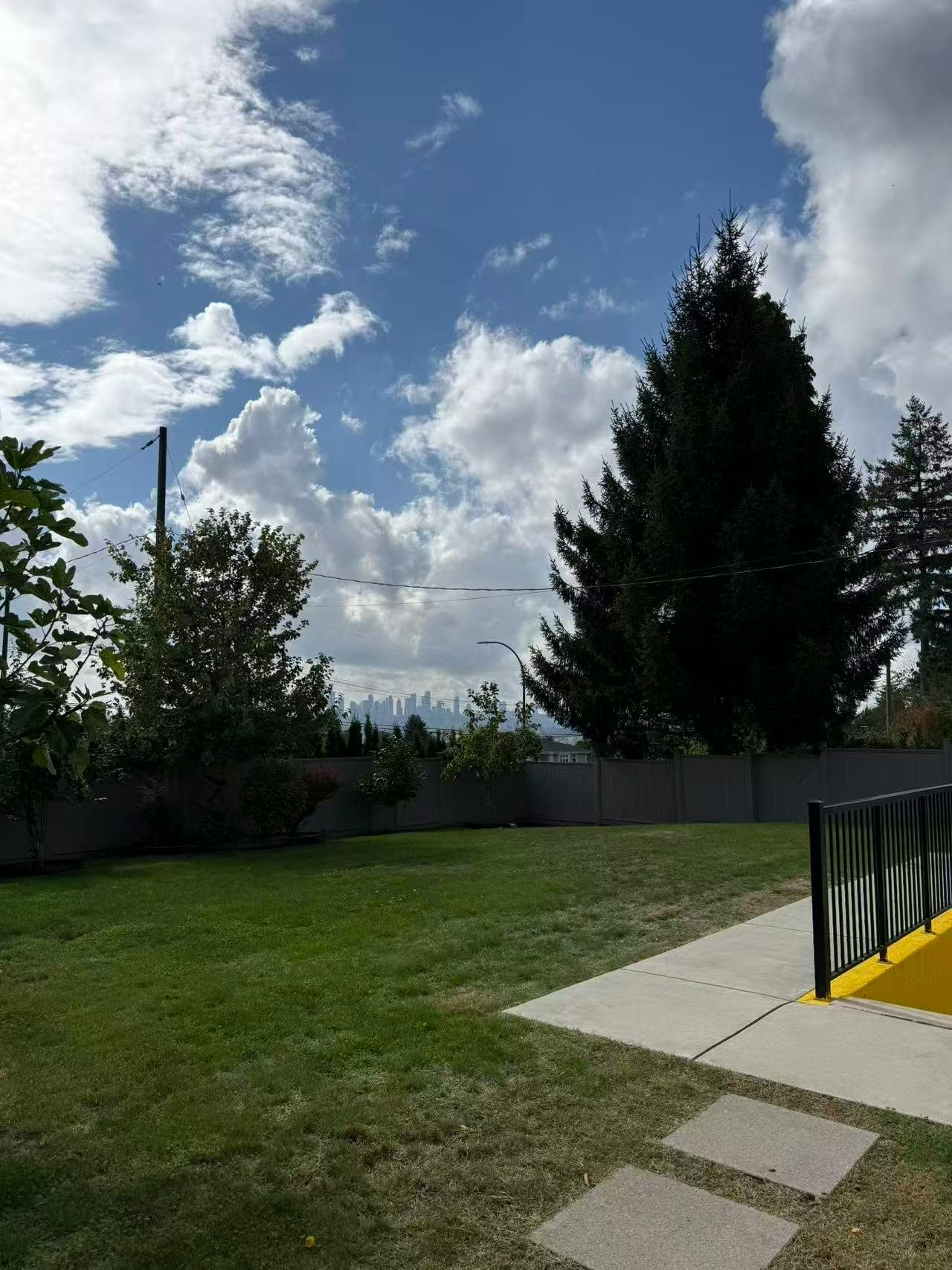 2000 Phillips Place, Burnaby, BC, V5A 2W1 - 15