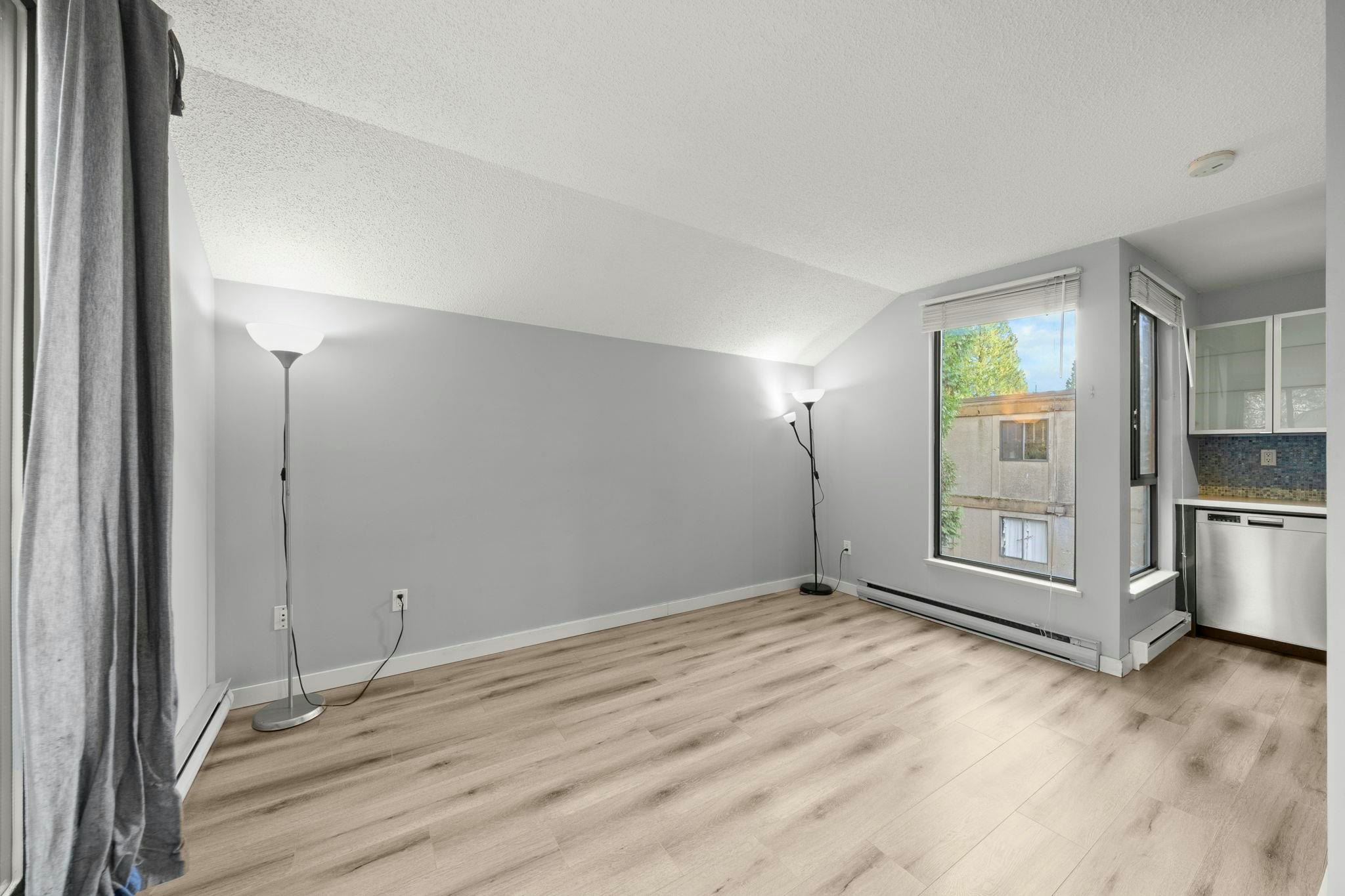304-9128 Capella Drive, Burnaby, BC, V3J 7K3 - 18
