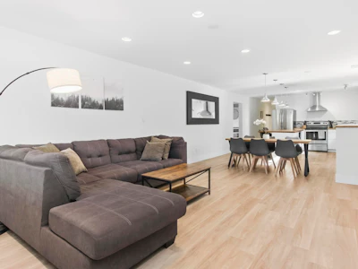 38012 Fifth Avenue - 3