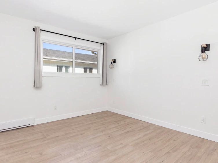 38012 Fifth Avenue, Squamish, BC, V8B 0B4 - 28