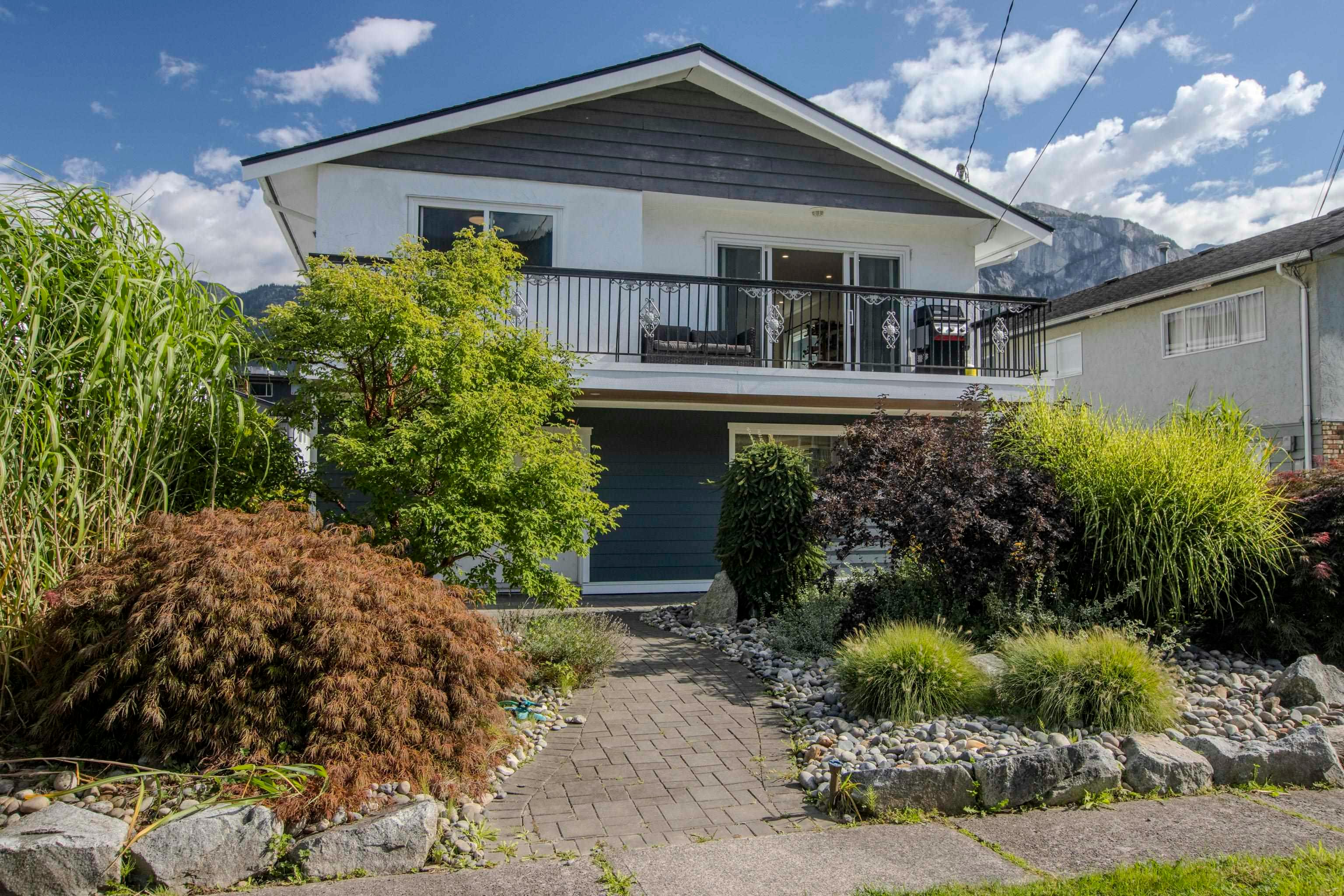 38012 Fifth Avenue, Squamish, BC, V8B 0B4