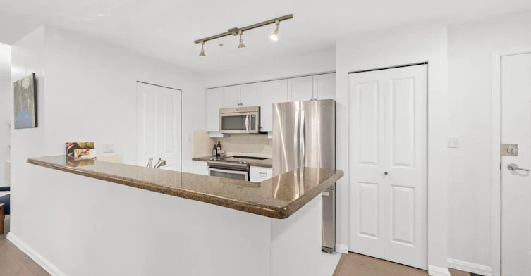 312-997 W 22nd Avenue, Vancouver, BC, V5Z 2A2 - 6