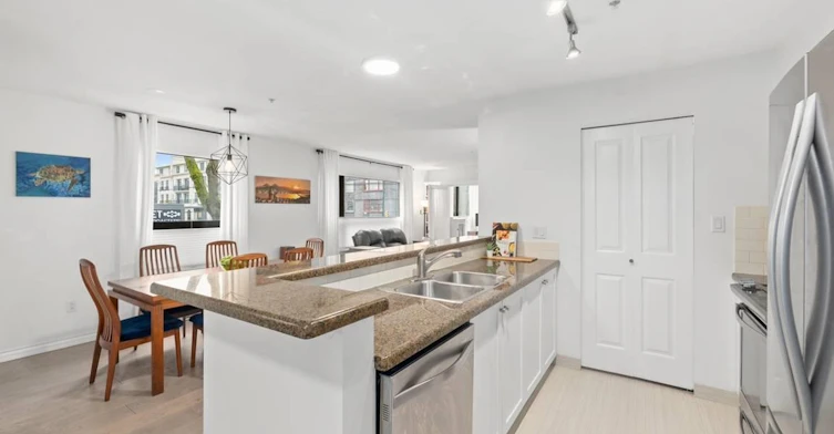 312-997 W 22nd Avenue, Vancouver, BC, V5Z 2A2 - 5