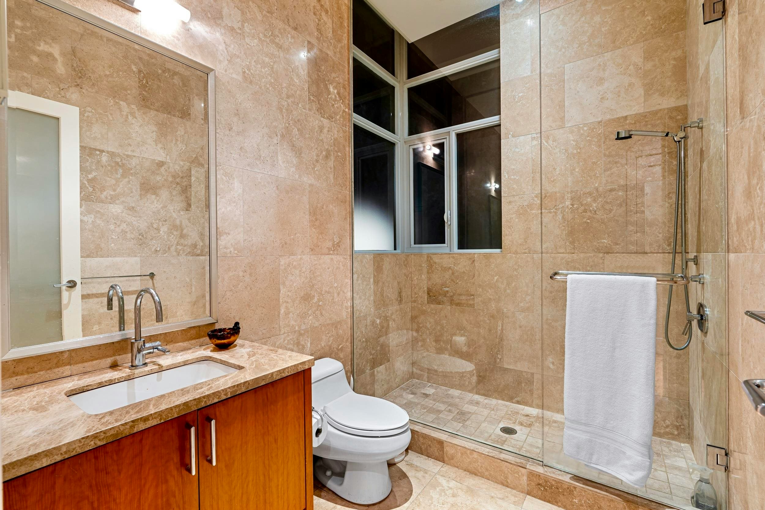 402-2245 Twin Creek Place, West Vancouver, BC, V7S 3K4 - 22