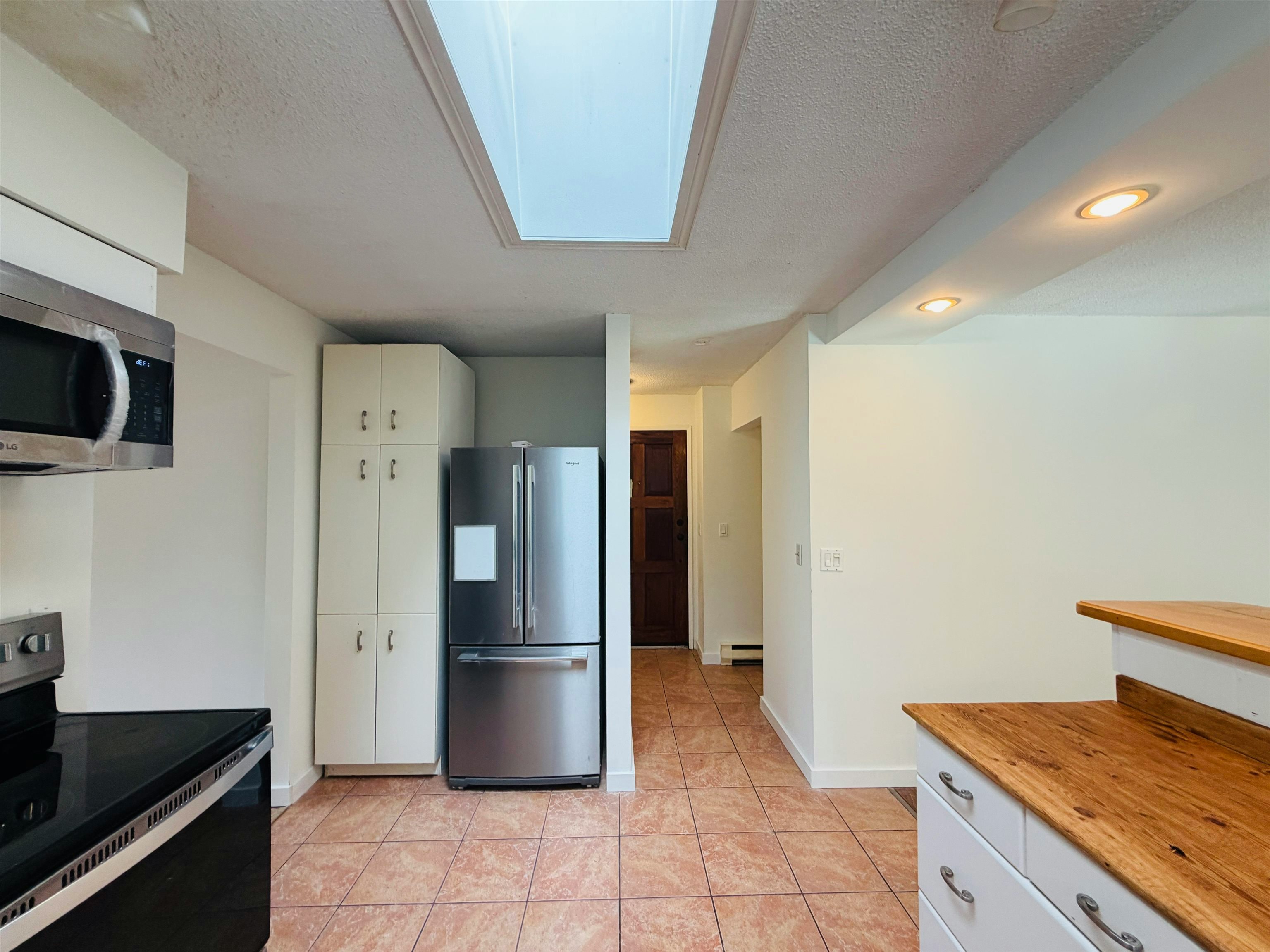 817 Mountainview Drive, Gibsons, BC, V0N 1V9 - 7